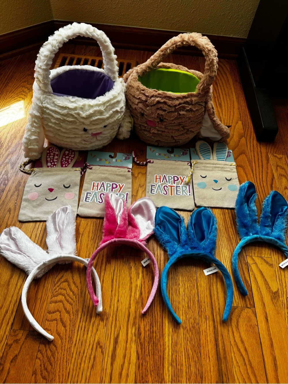 Set of two Easter baskets with drawstring bags and headbands